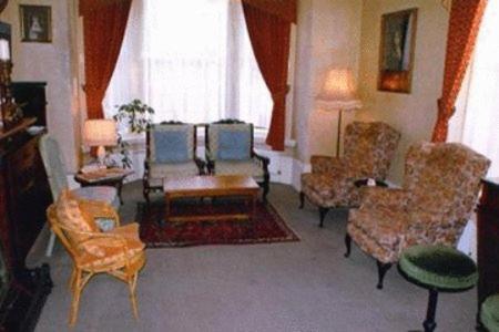 Kirkdale Hotel Кройдон Екстер'єр фото