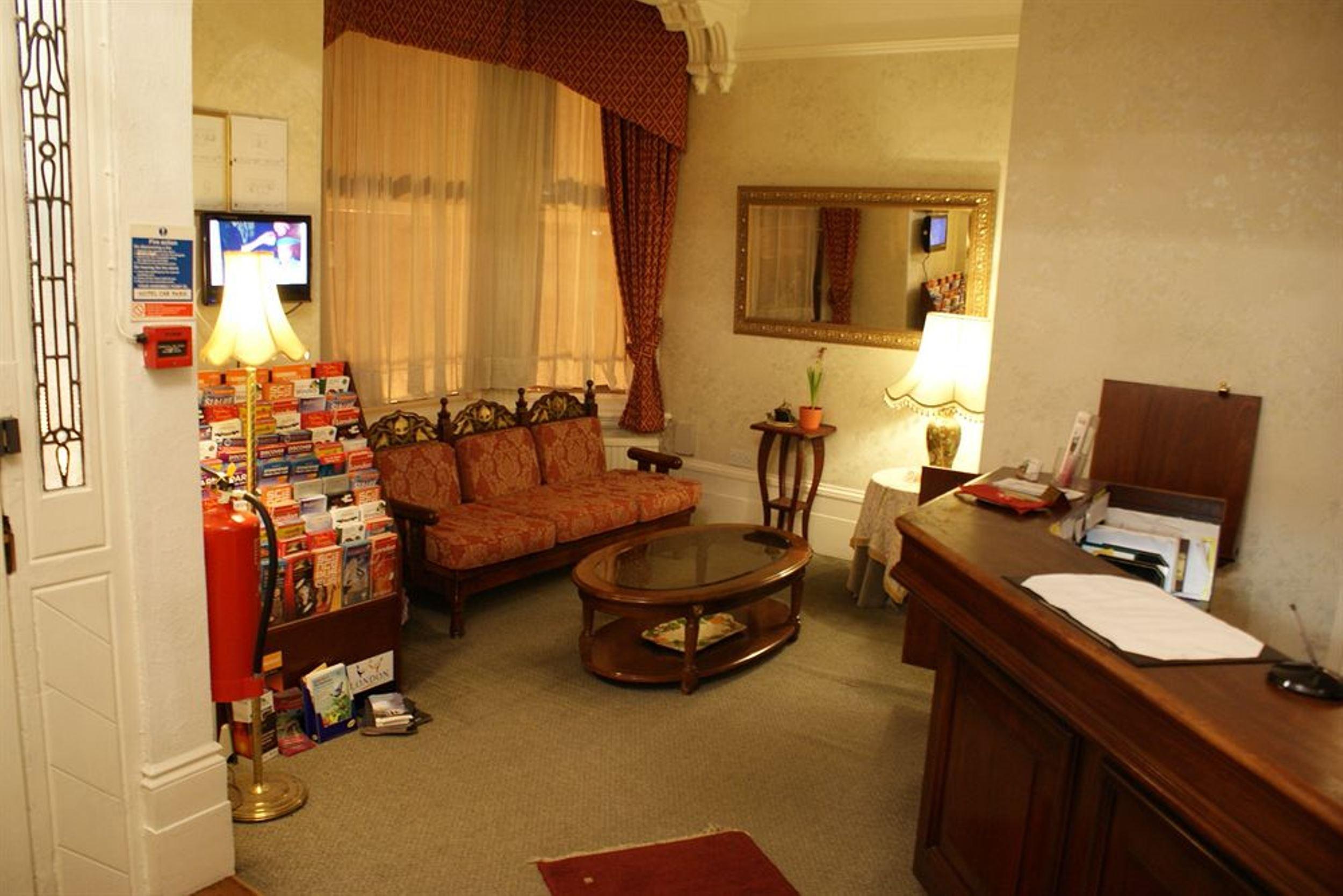 Kirkdale Hotel Кройдон Екстер'єр фото